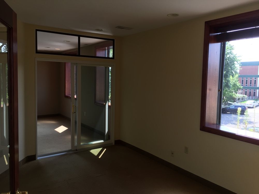 2040 N Ferry St, Anoka, MN 55303